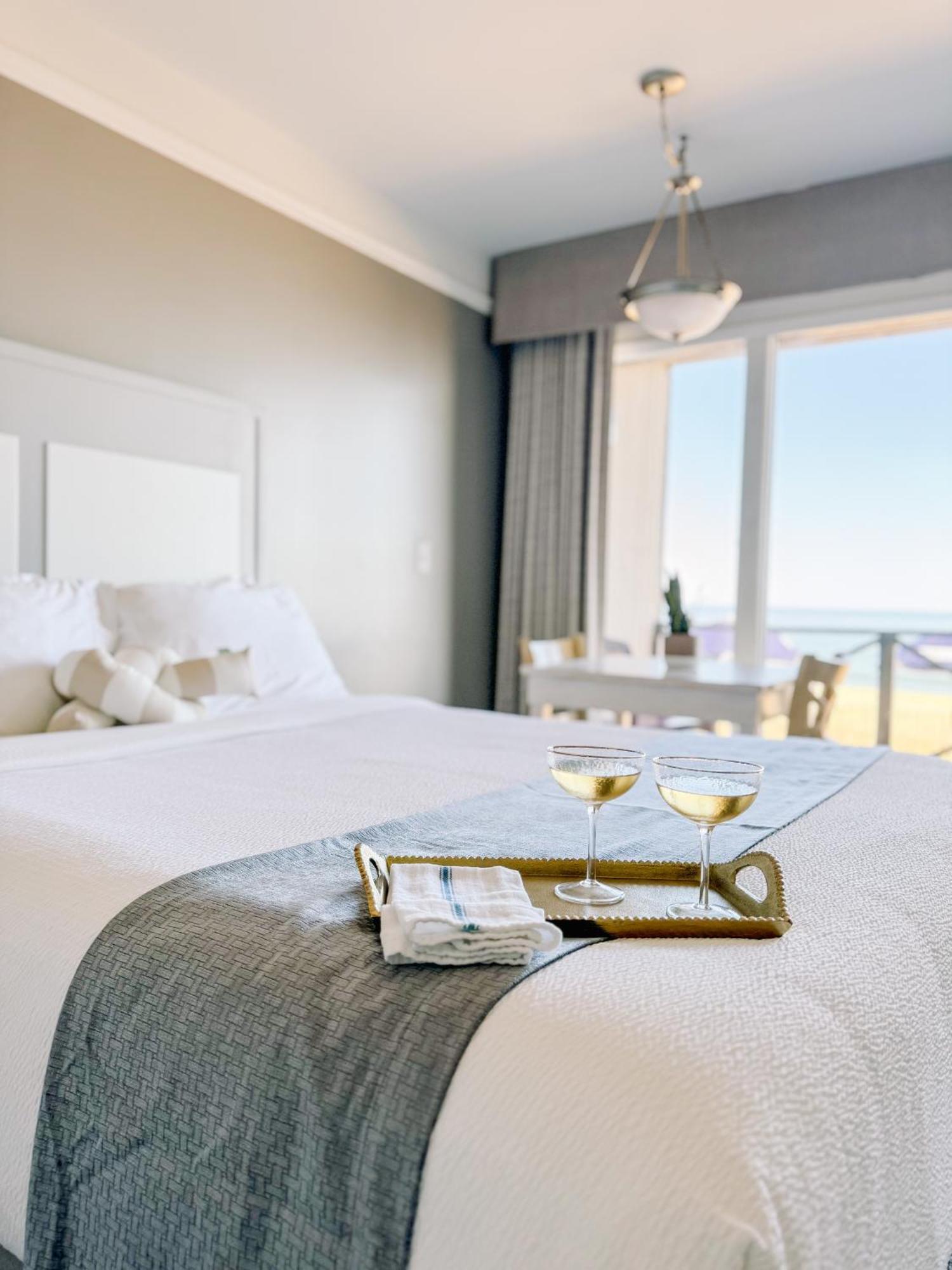 Royal Atlantic Beach Resort Montauk Buitenkant foto